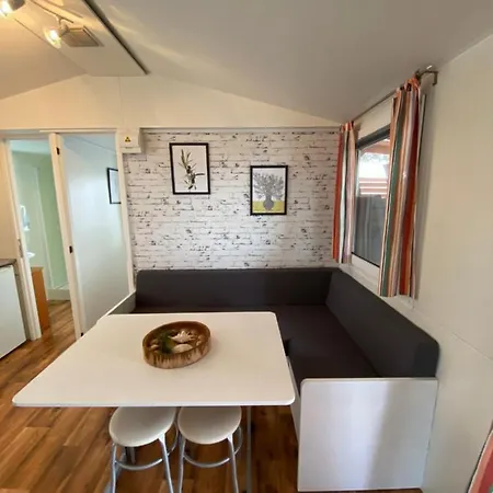 Vakantiehuis Mobile Pinia Pirovac