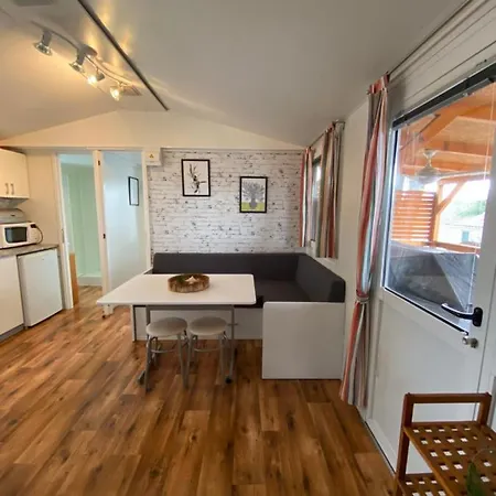 Vakantiehuis Mobile Pinia Pirovac